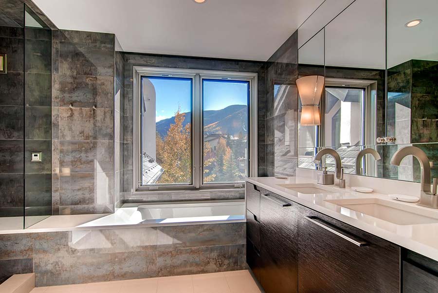 100-East-Meadow-Drive-Vail-CO-large-013-7-Master-Bathroom-1495x1000-72dpi